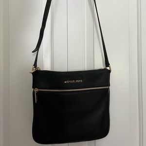 Michael Kors Flat body Bag